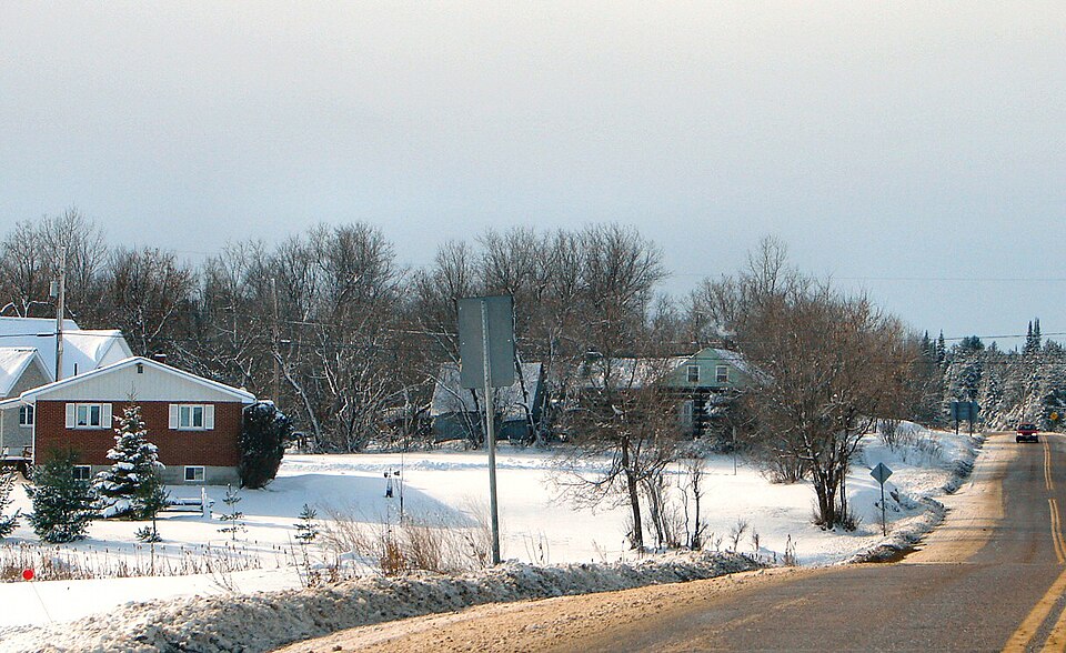 File:Shamrock ON.JPG