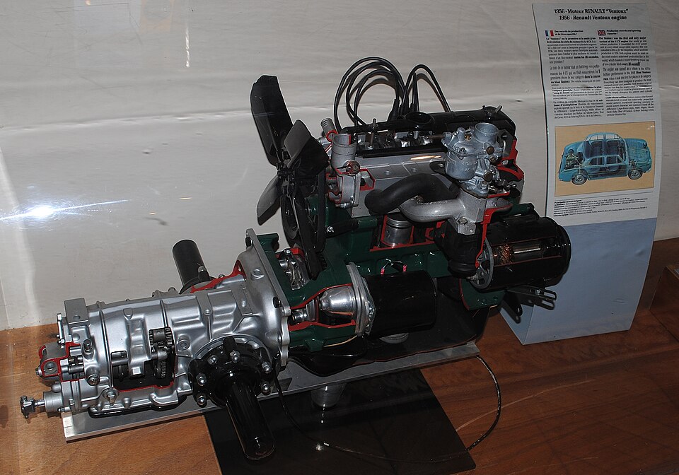 File:Renault Ventoux engine (1956).jpg