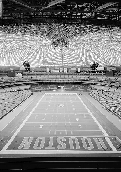 File:Astrodome interior 2004.jpg
