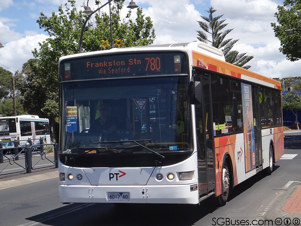 File:Ventura Bus Lines Route 780.jpg