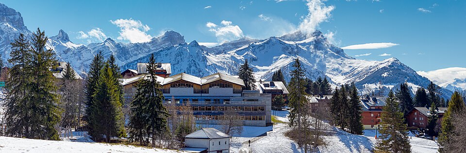 File:Villars-sor-Ollon Primary-School 2020-03-01 13-06.jpg