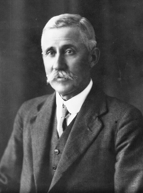 File:John Cowan.jpeg