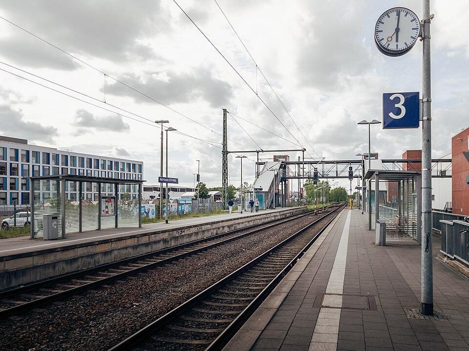 File:Kiel-Hassee - Bahnhof CITTI-PARK, Kiel 2026.jpg