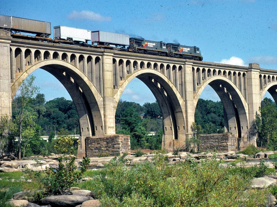 File:Richmond (95614599).jpg