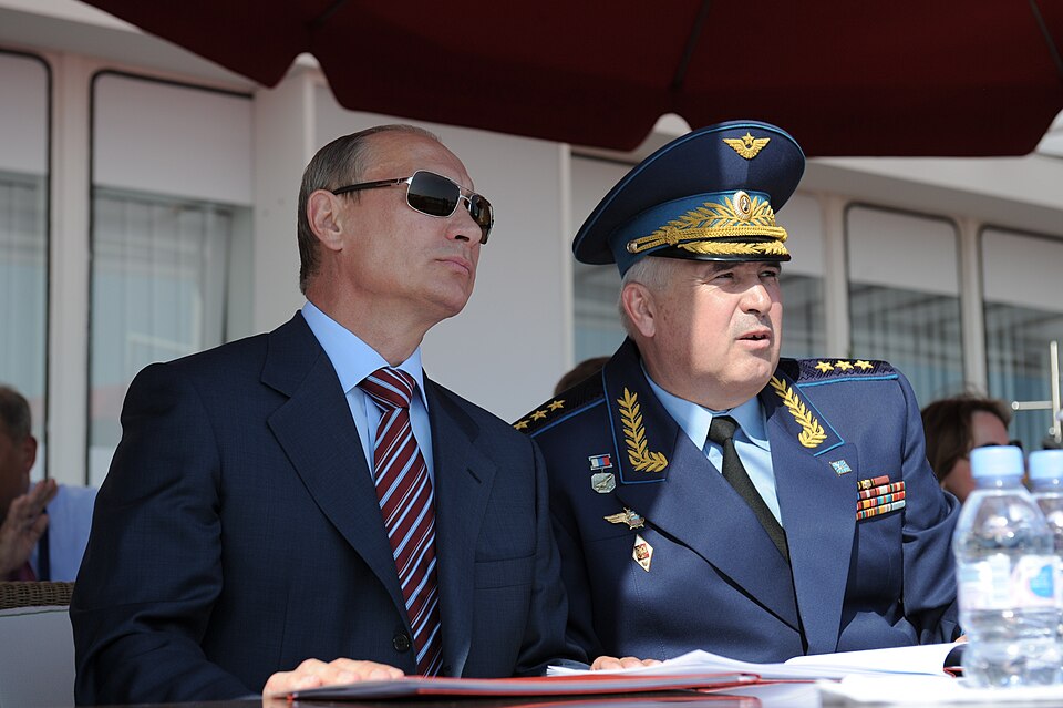 File:Vladimir Putin and Alexander Zelin, MAKS-2011.jpeg