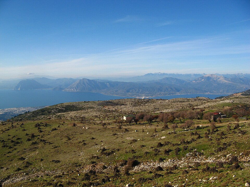 File:Οροπεδιο.jpg