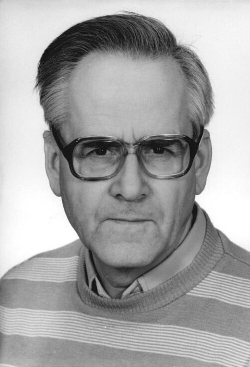 File:Bundesarchiv Bild 183-1990-0215-306, Dr. Walter Romberg.jpg