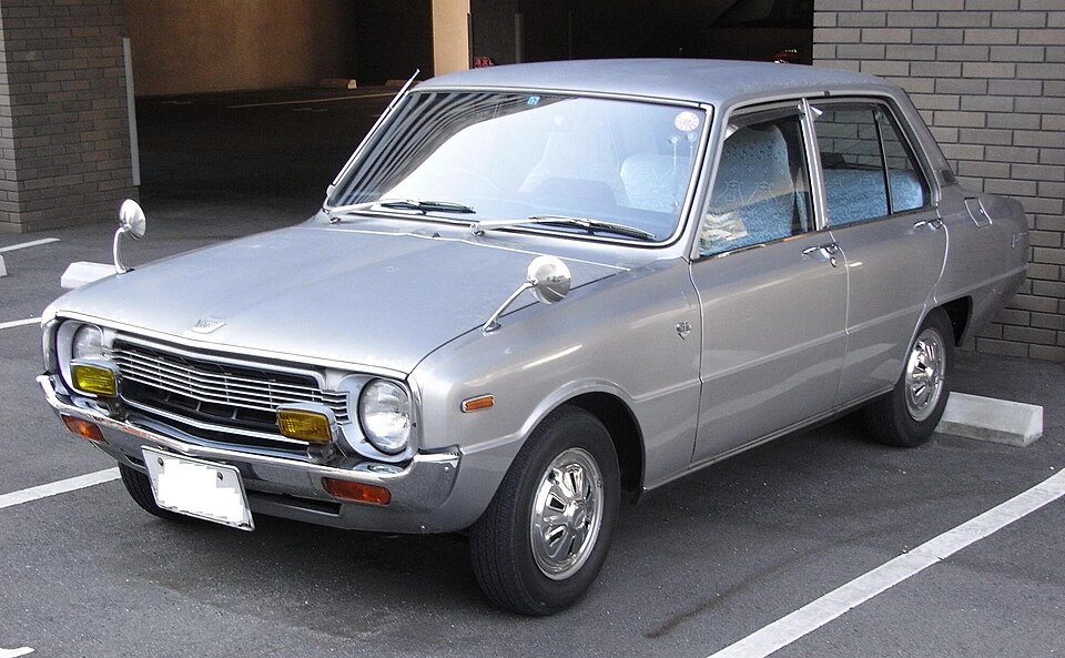 File:Mazda-FAMILIA-3rd-generation01 (cropped).JPG