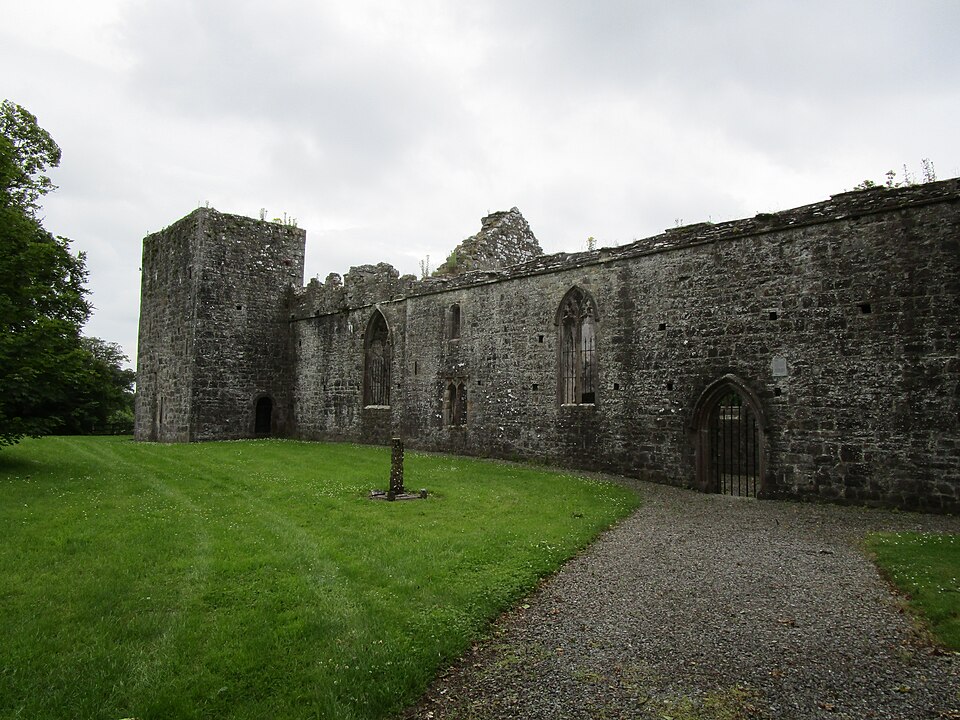 File:Ruined Church at Killeen Castle.jpg