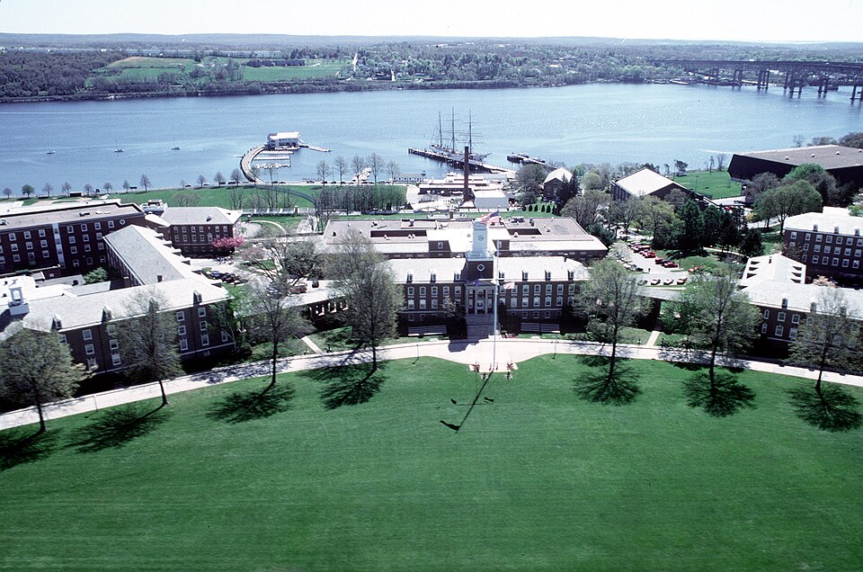 File:Uscga front view.jpg