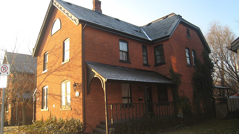 File:749 Walker Road.JPG