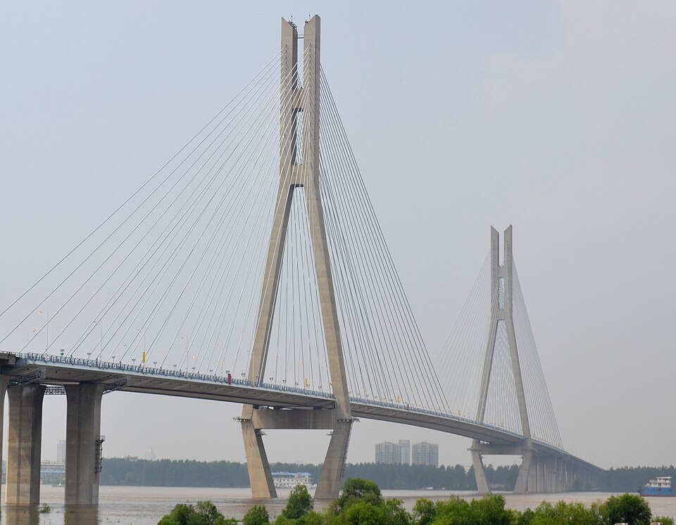 File:Anqing Yangtze River Bridge.JPG