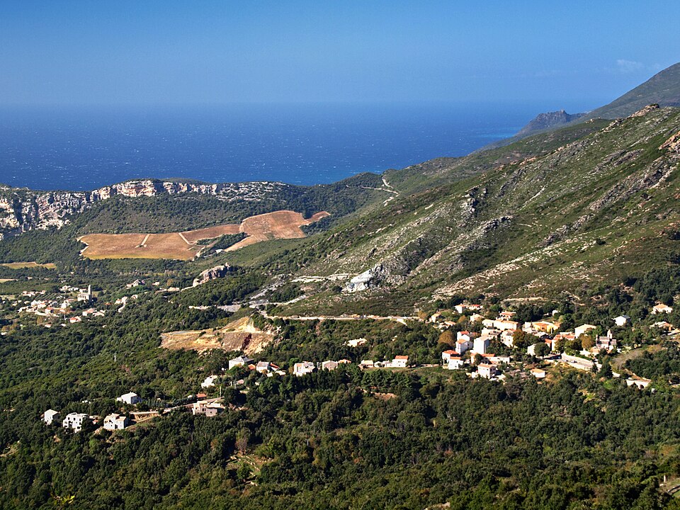 File:Barbaggio village.jpg