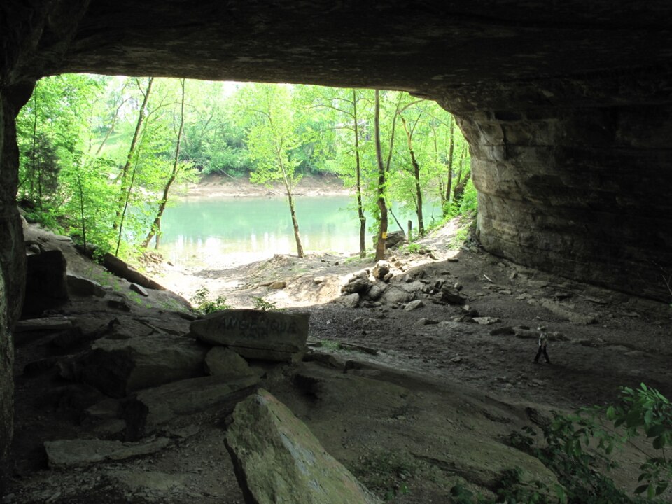 File:Creelsboro Natural Bridge.jpg