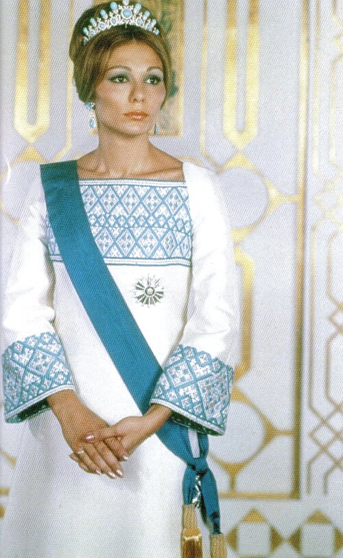 File:Empress Farah.jpg