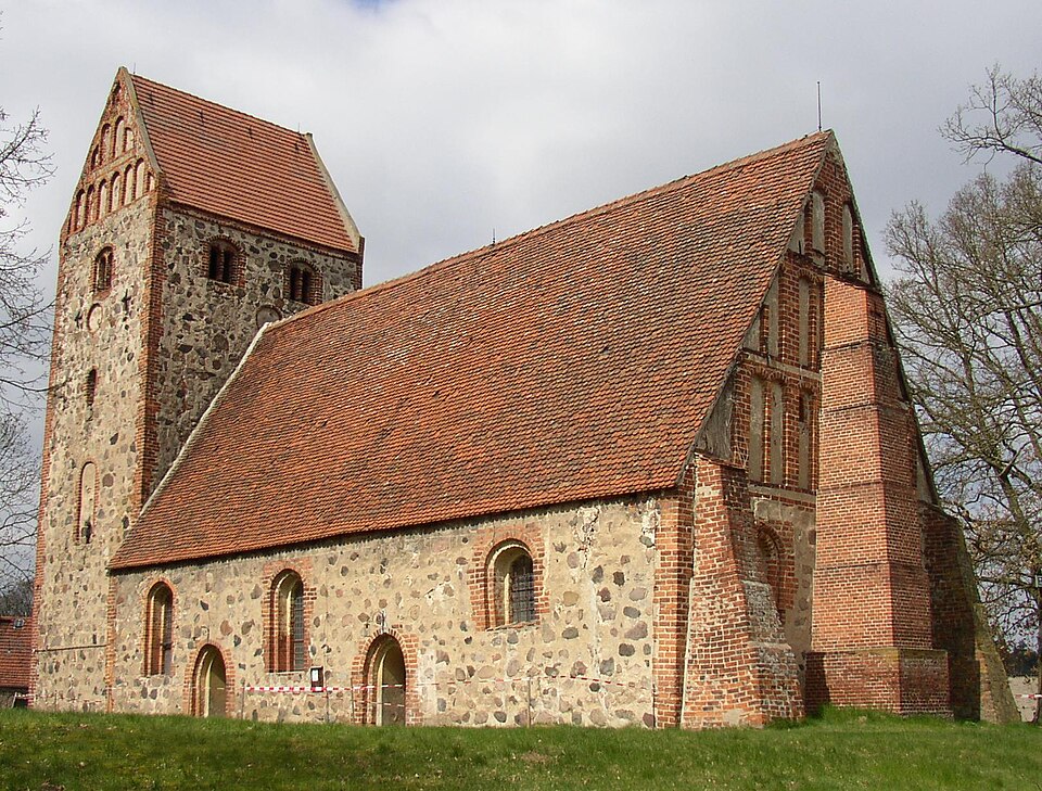 File:Heiligengrabe Koenigsberg church.jpg