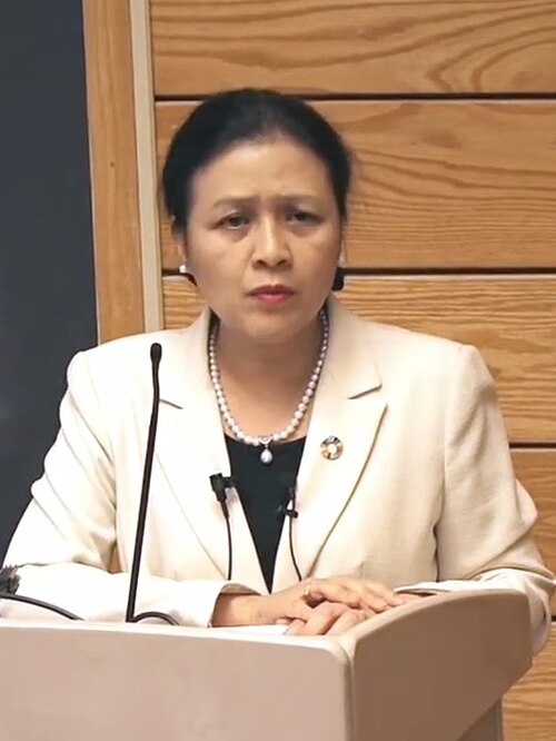 File:Nguyễn Phương Nga.jpg