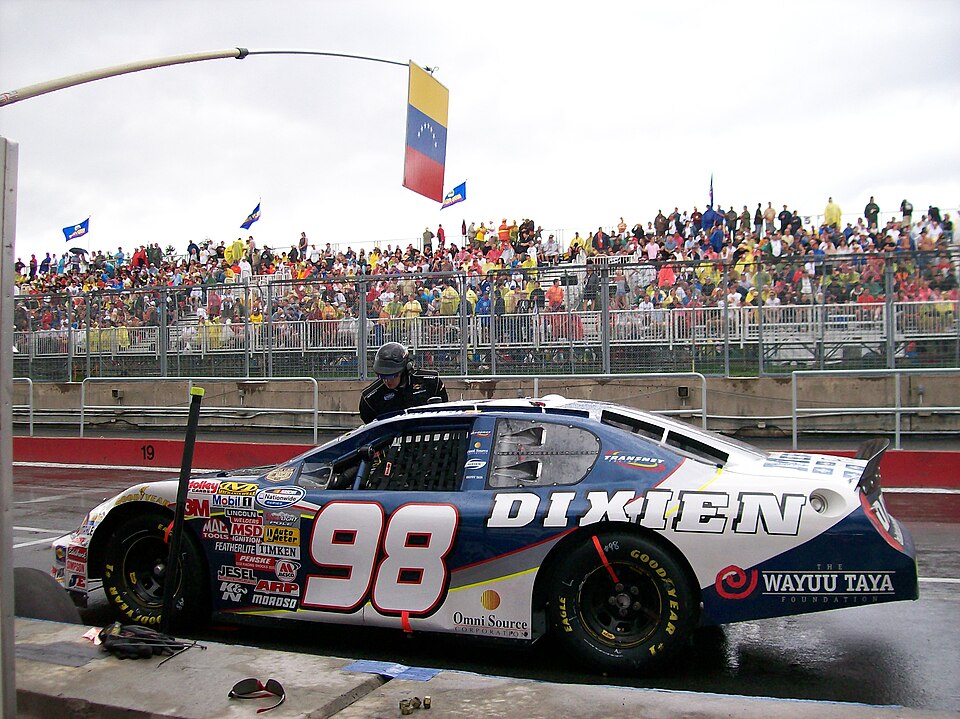 File:98 Pit Stop.JPG