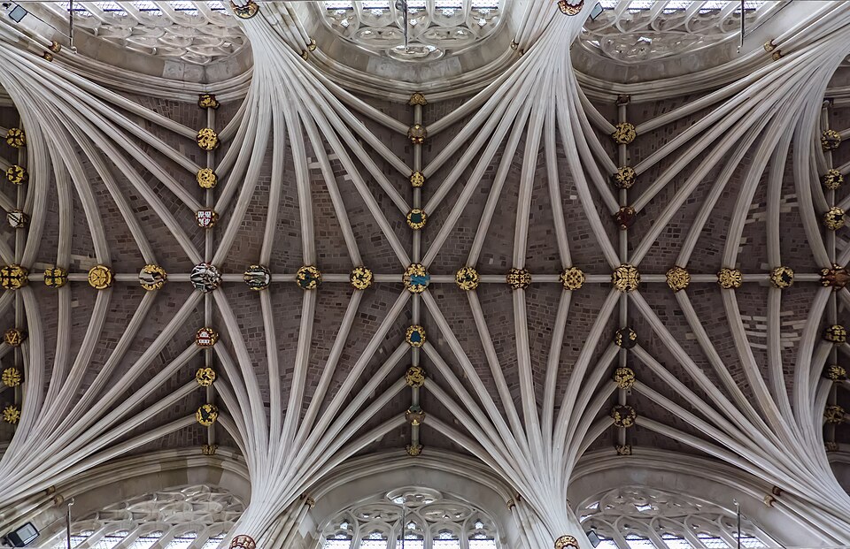 File:Exeter Cathedral nave vaulted ceiling.jpg