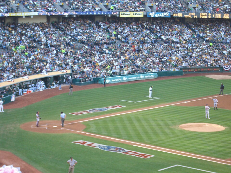 File:Game 1 2006ALCS.JPG