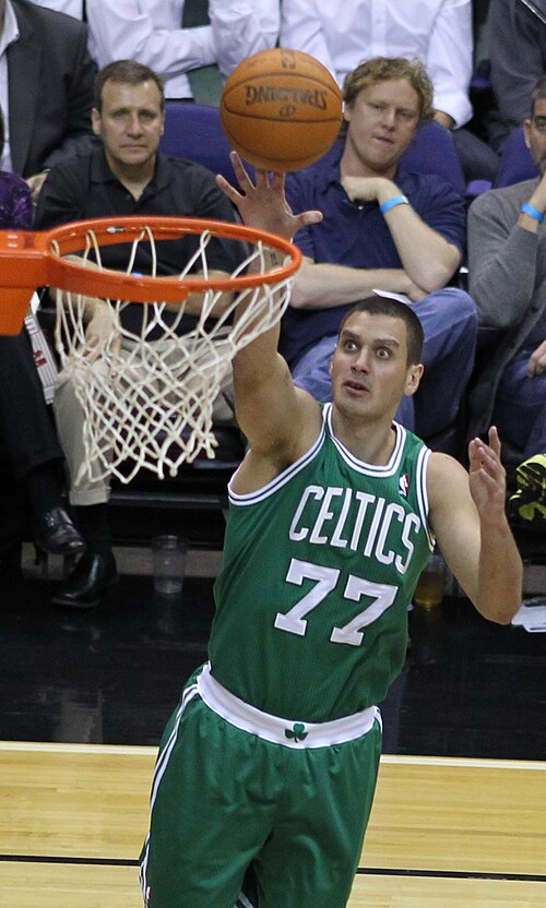 File:Sasha Pavlovic Celtics.jpg