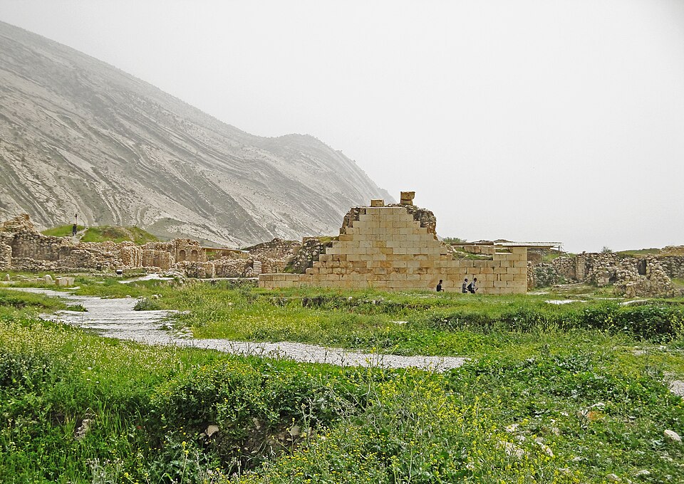 File:Bishapur.jpg