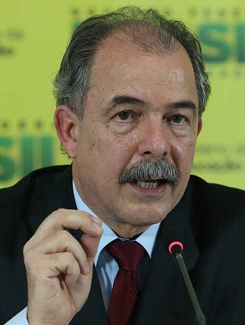 File:Ministro-Aloizio-Mercadante-coletiva-Foto-Lula-Marques-agencia PT-11 (25816729635).jpg