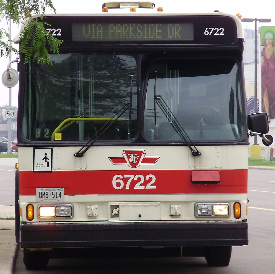 File:TTC Orion V Bus 6722.jpg