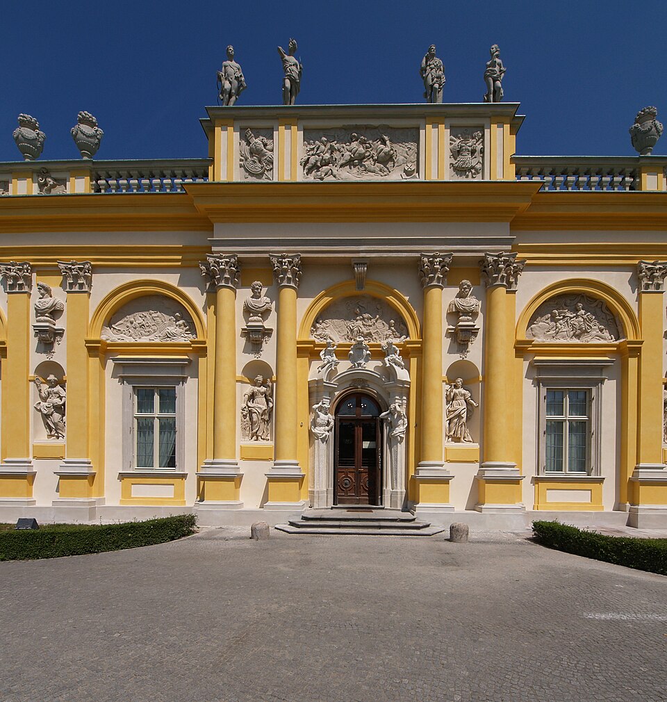 File:Warsaw Wilanow Palace 2.jpg