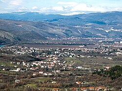 Hodbina (in the foreground), Buna (around the church)