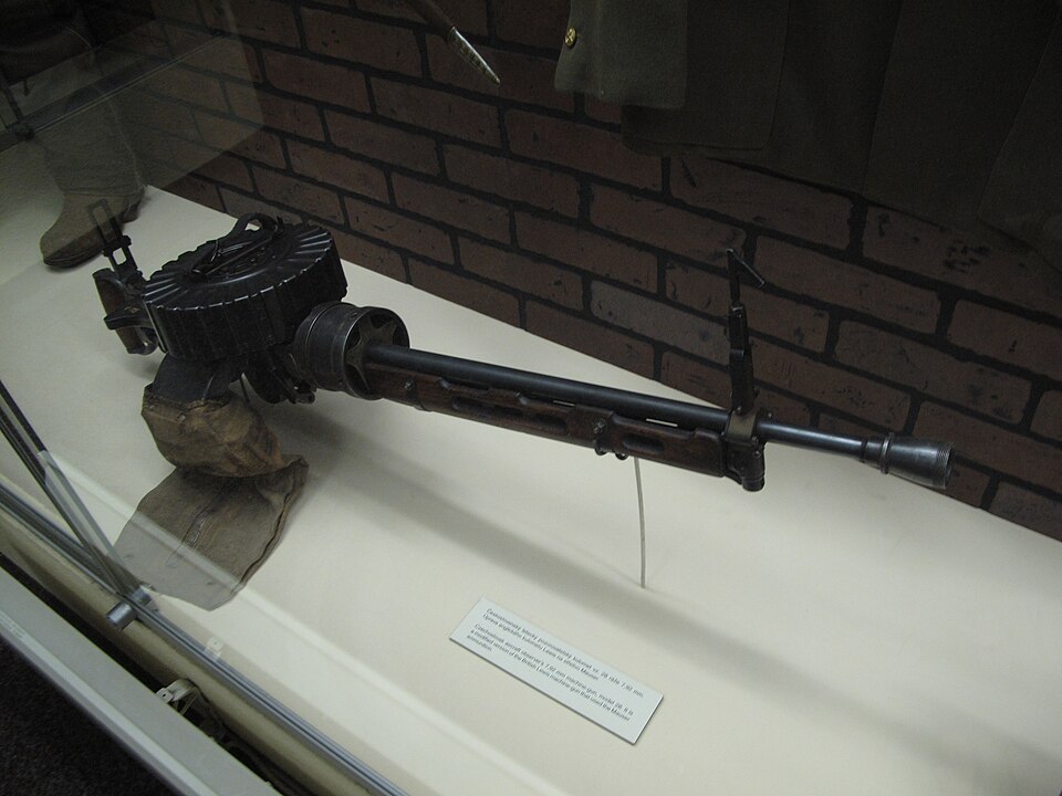File:Letecké muzeum Kbely (9).jpg