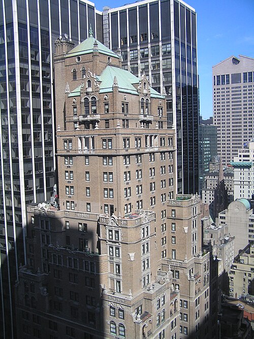 File:Warwick Hotel.JPG