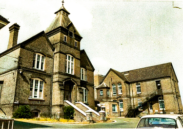 File:All Saints Hospital (1971) - Chatham, Kent.jpeg