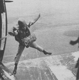 File:Congolese female para-commando 1967.jpg