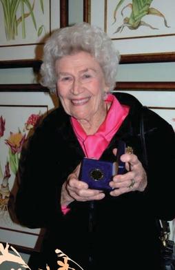 File:Auriol Batten02.jpg