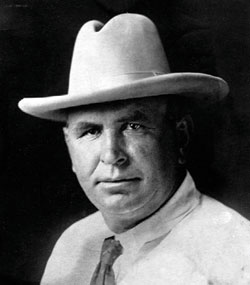 File:Portrait of Ray Knight.jpg