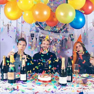 File:Congratulations PewDiePie Single.jpg