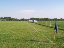 File:FCMladiRadnik.jpg