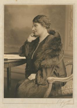File:Barbara Retz.jpg