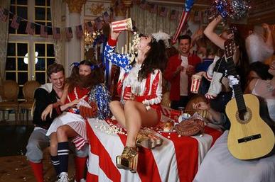 File:MatDHollywoodMusicVideo.jpg