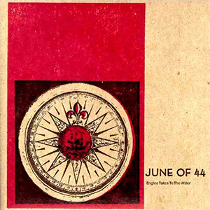File:EngineTakesToTheWater.jpg