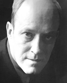 File:Cropped Photo of Francis Davis.jpg