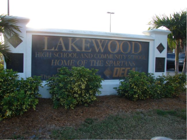 File:LakewoodHigh.jpg