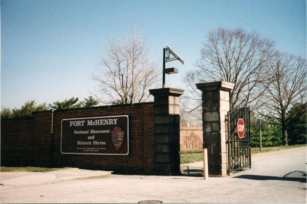 File:Ftmchenry.png