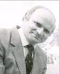 File:David Shaw.webp