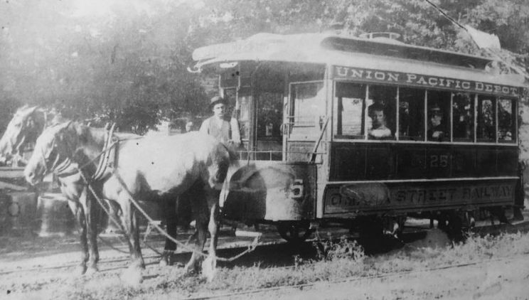File:Union Pacific Railroad depot horse-car-1882-Omaha.jpg