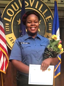 File:Breonna Taylor (graduation photo).jpg