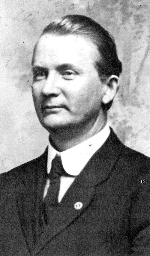 File:Ohs.daly-portr-c1917.780.jpg