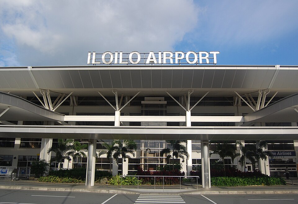 File:Iloilo International Airport.jpg