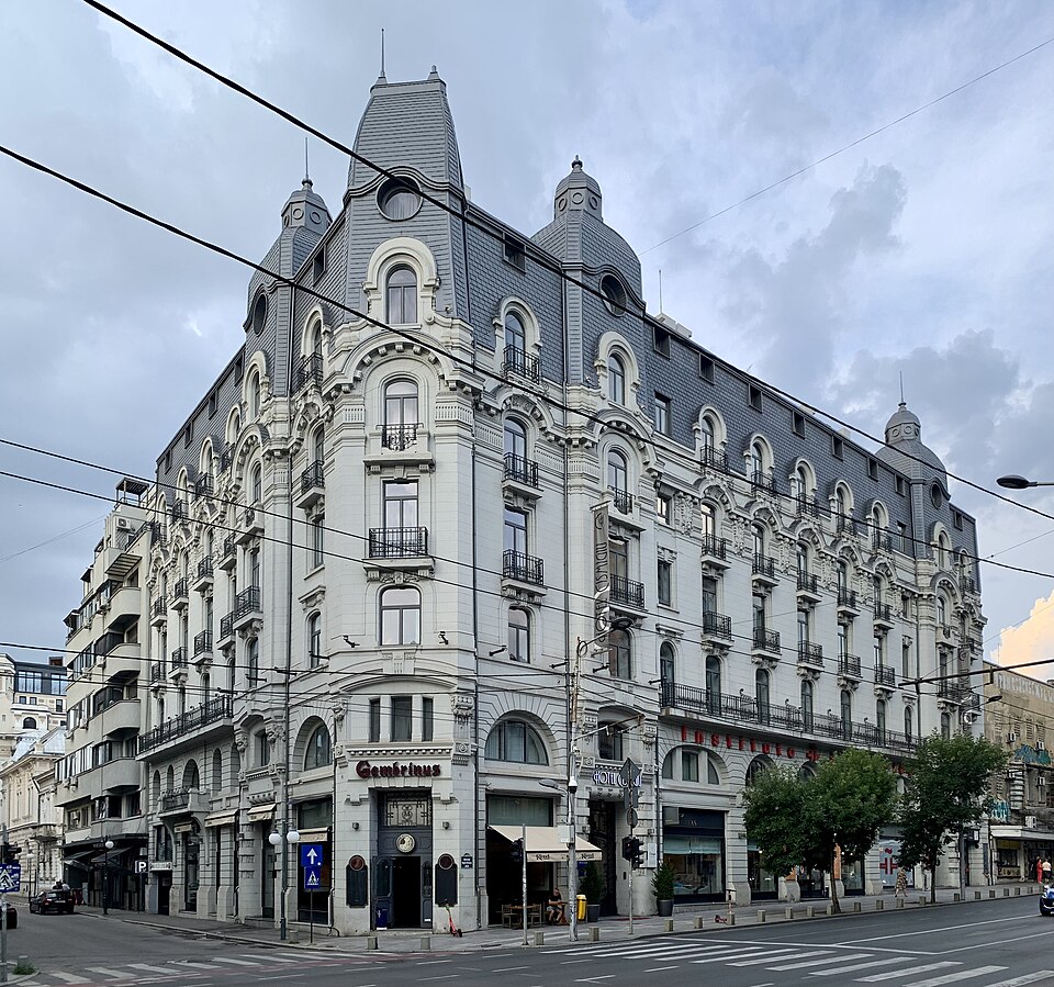 File:38 Bulevardul Regina Elisabeta, Bucharest (01).jpg